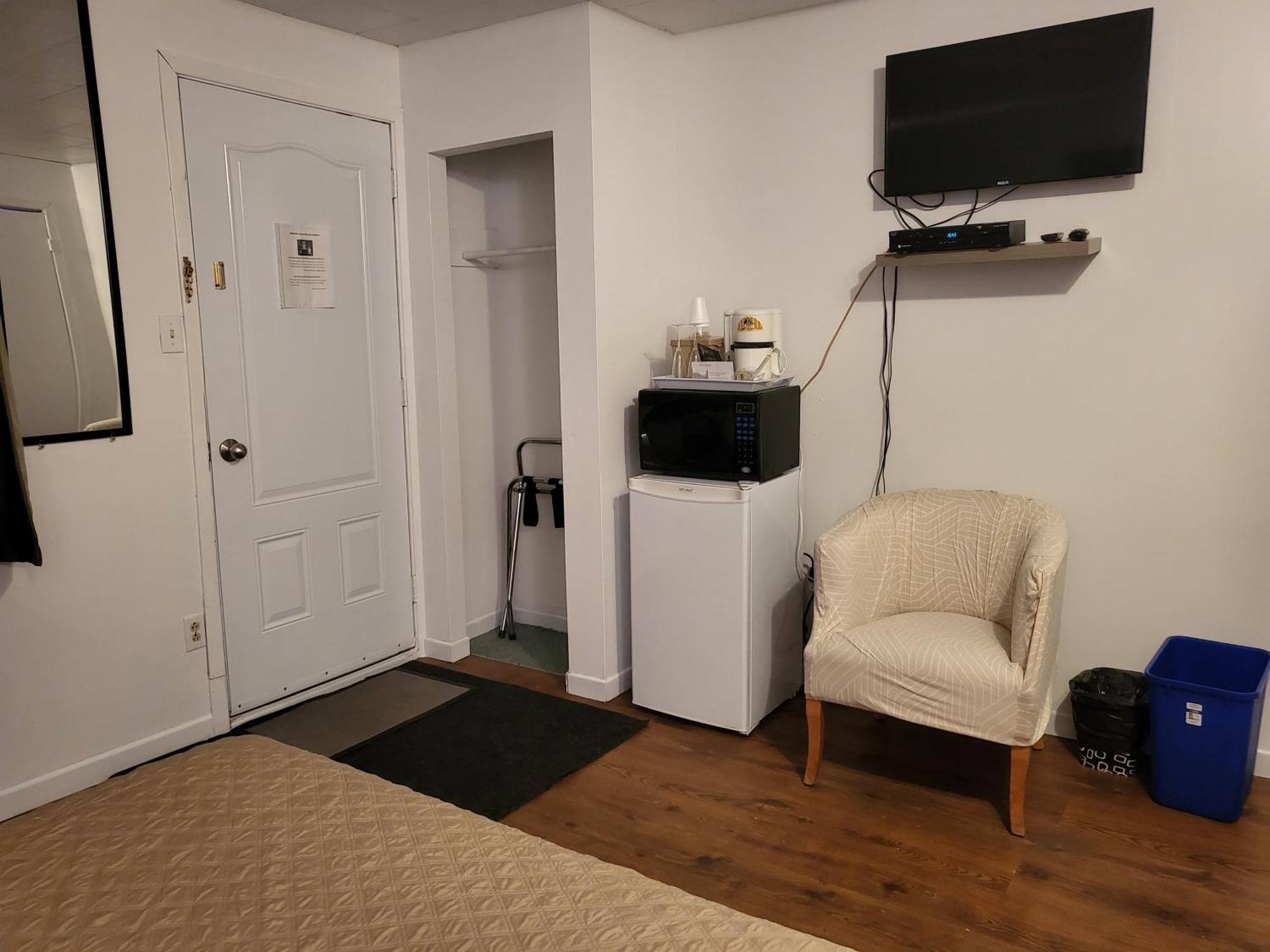 Motel Deblois Sainte-Anne-de-Beaupre Room photo